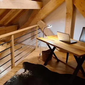  Appartement Les Du Monetier, Alliant Le Charme Et L'authenticite D'un De Prestige Au Coeur Du Village